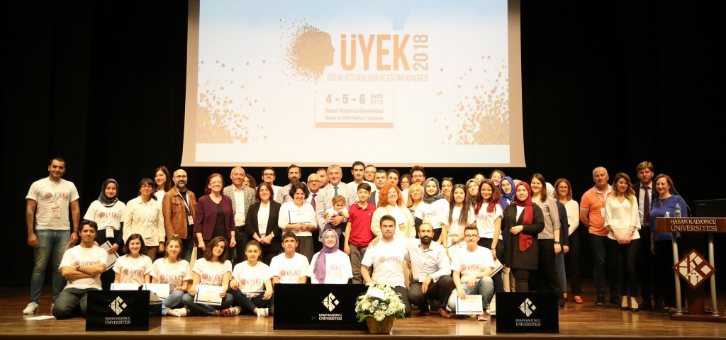Üstün Yetenekliler