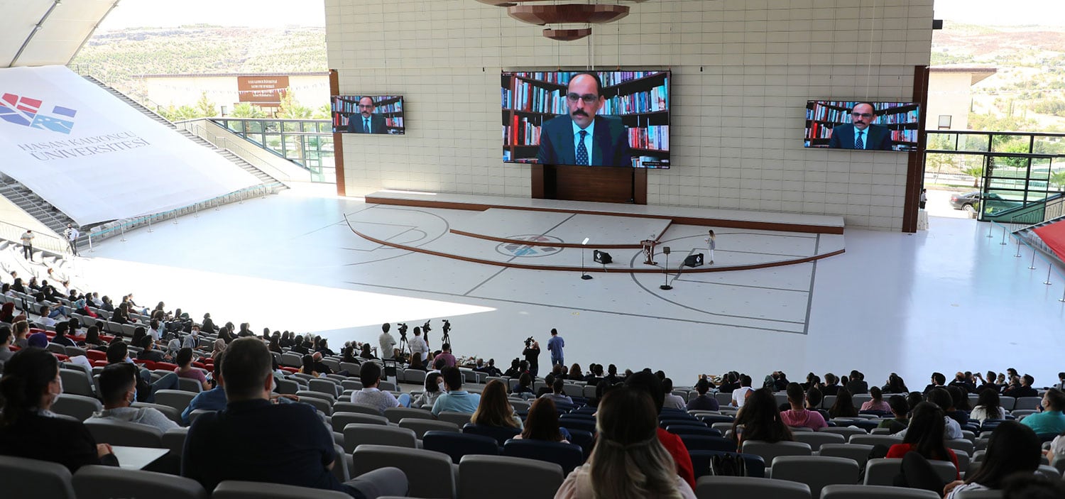 HKÜ'de İlk Ders İbrahim Kalın'dan