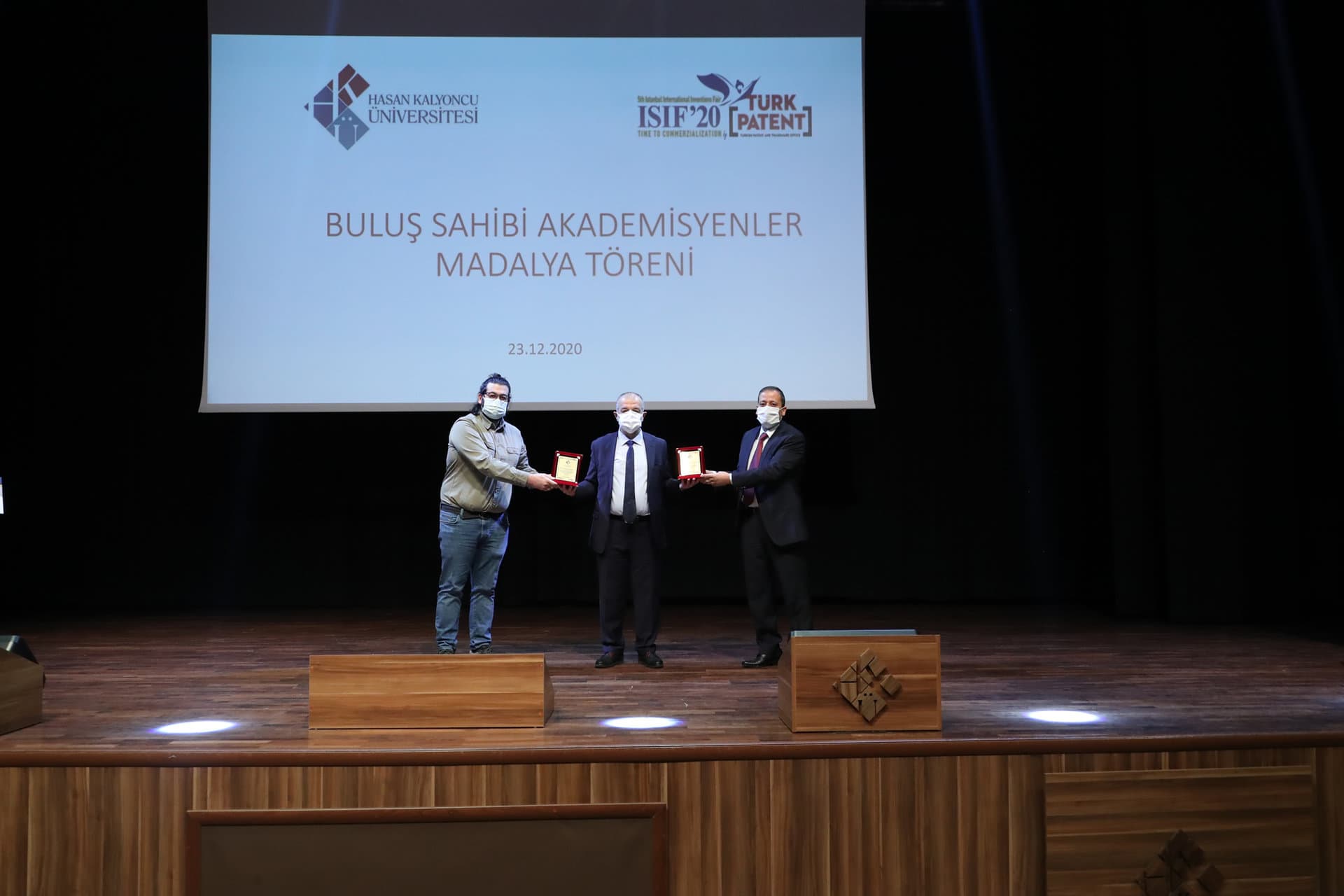 buluş sahibi akademisyenler için tören düzenlendi