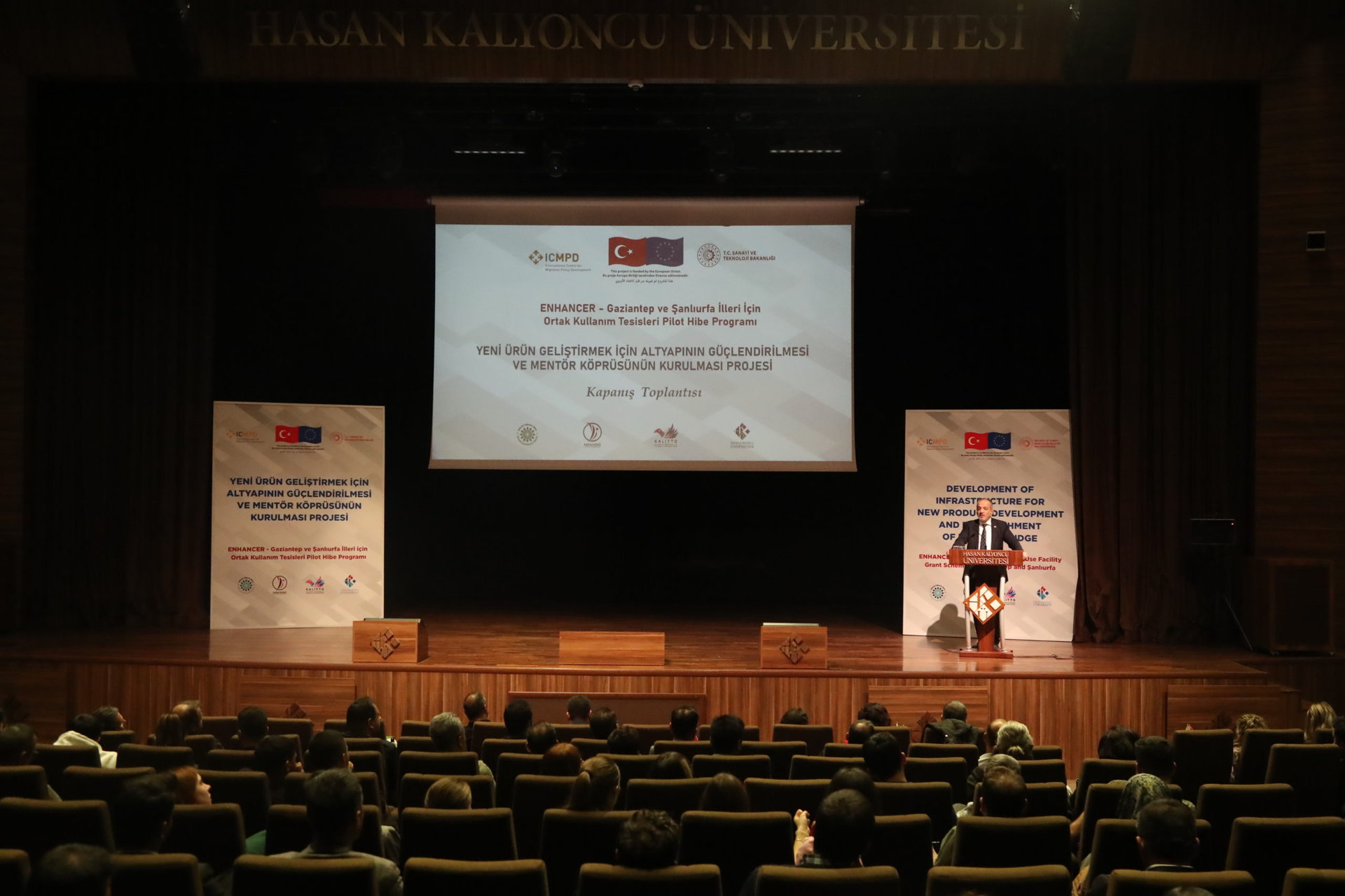 HKU Rektoru Prof. Dr. Turkay Dereli 4