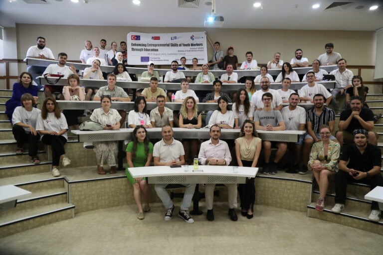 Opening Ceremony of the Project Illuminating the Future of Young Entrepreneurs Held at HKU!”