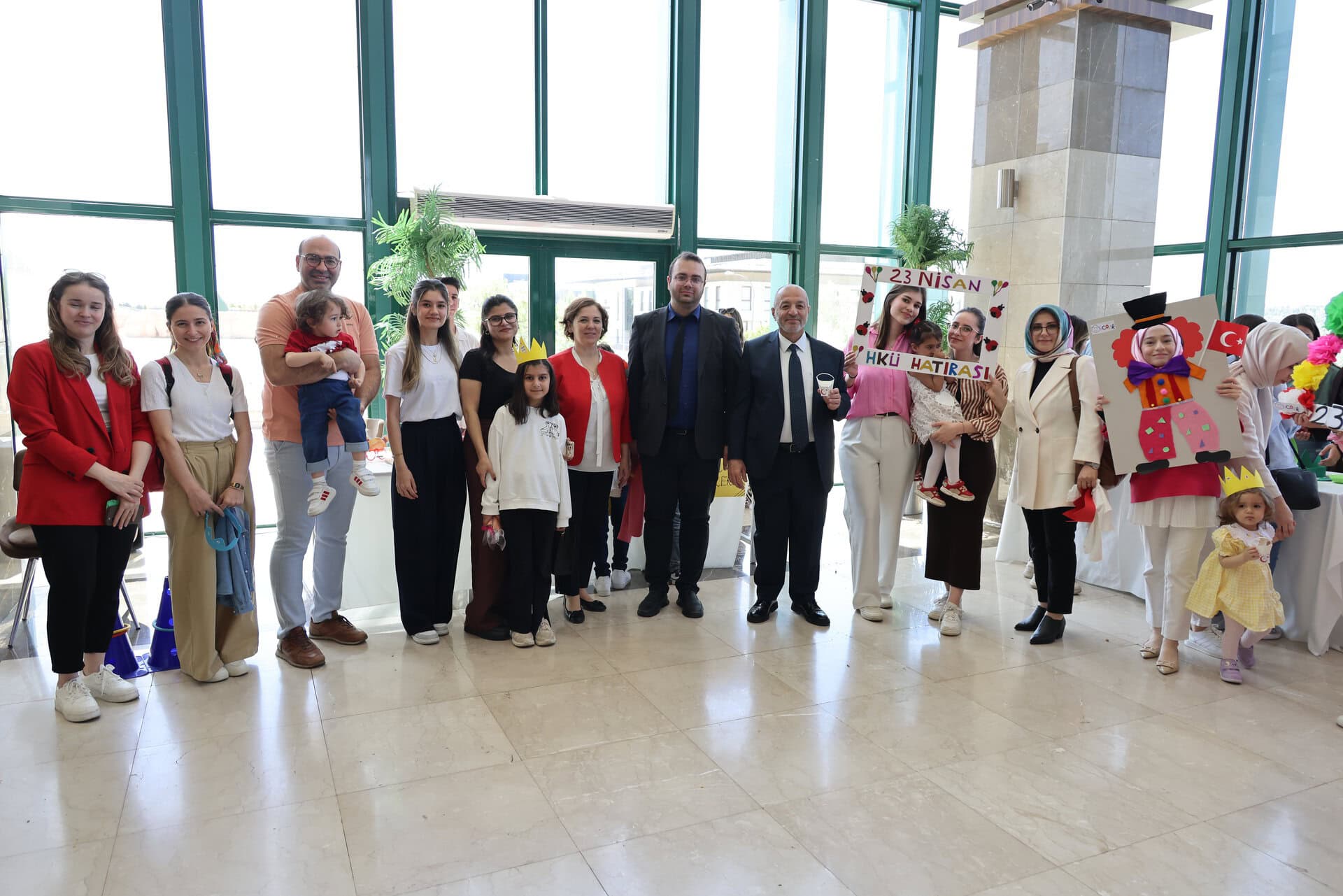 Hasan Kalyoncu Universitesinde Cocuklar 23 Nisan Coskusunu Yasadi