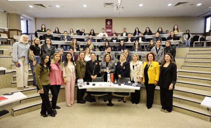 Hasan Kalyoncu Üniversitesi’nde 4. İlham Veren Kadınlar Buluşması Gerçekleştirildi1 Hasan Kalyoncu Üniversitesi’nde 4. İlham Veren Kadınlar Buluşması Gerçekleştirildi1