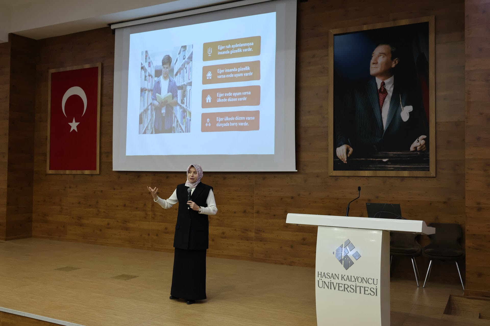Hasan Kalyoncu Üniversitesi’nde Ramazan ruhu konferansı.