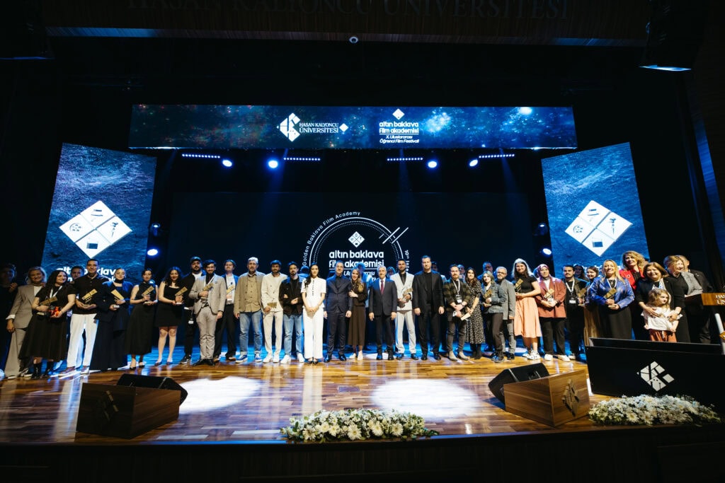 Altın Baklava Film Akademisi X. Uluslararası Öğrenci Film Festivali’nde Ödüller Sahiplerini Buldu (5)