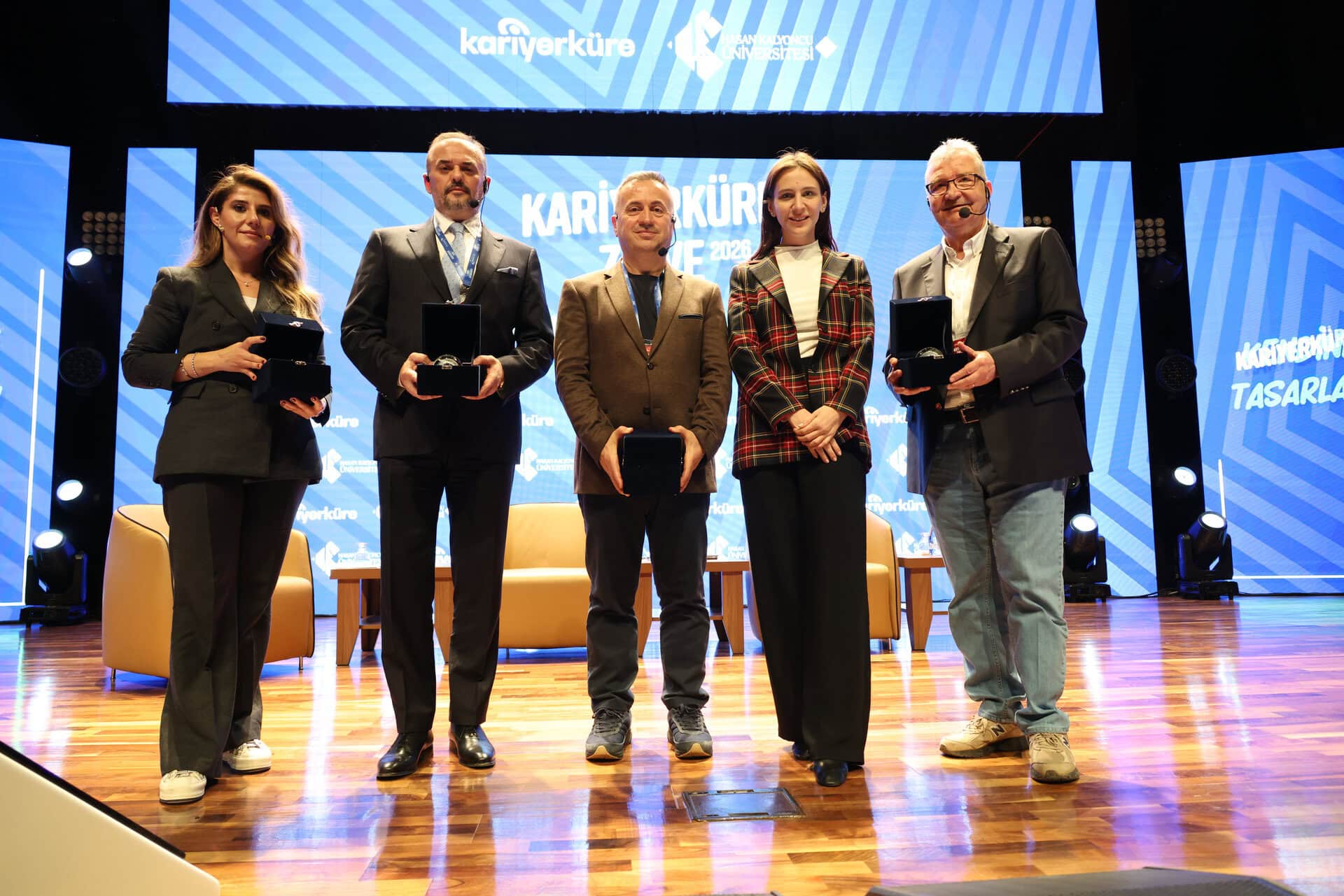 KariyerKüre Zirvesi 2026'da güçlü katılım gösteren katılımcılar Hasan Kalyoncu Üniversitesi'nde.